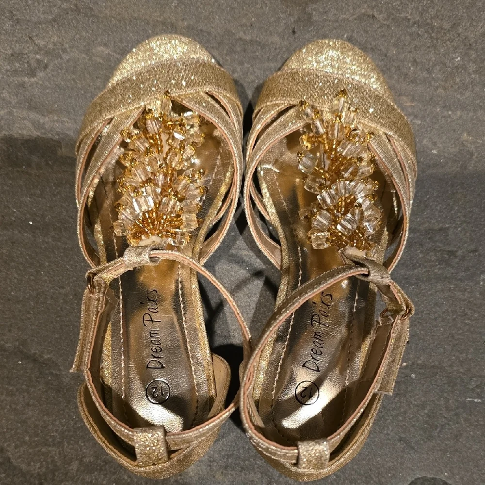 Dream Pairs Elegant Gold Strappy Girl's Sandals Size 12